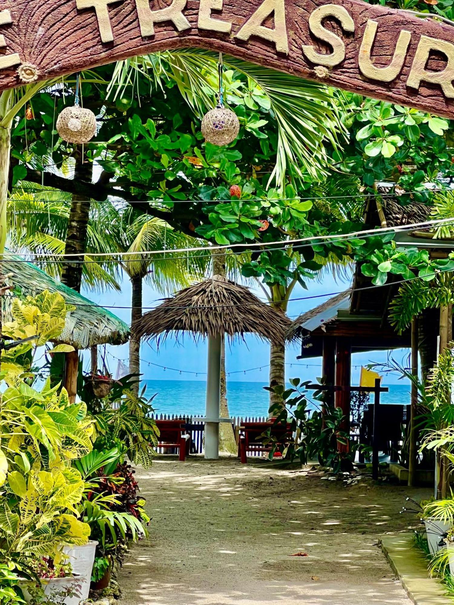 Treasure Beach Resort Carles Εξωτερικό φωτογραφία